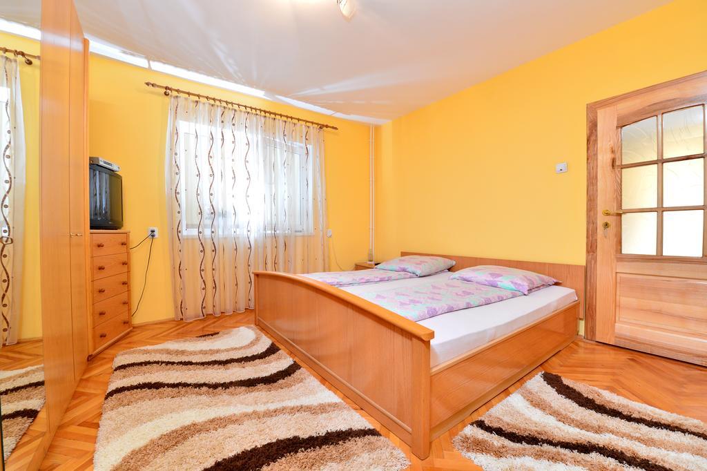 Hotel Casa Vio Haţeg Exteriér fotografie